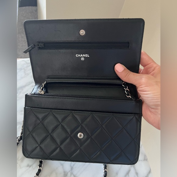 Authentic Chanel WOC lambskin-black - Picture 14 of 14